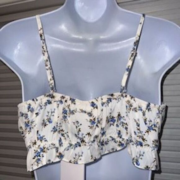 Daisy‎ Street Ditsy Floral Boho Crop Cami (Medium) - Picture 4 of 6